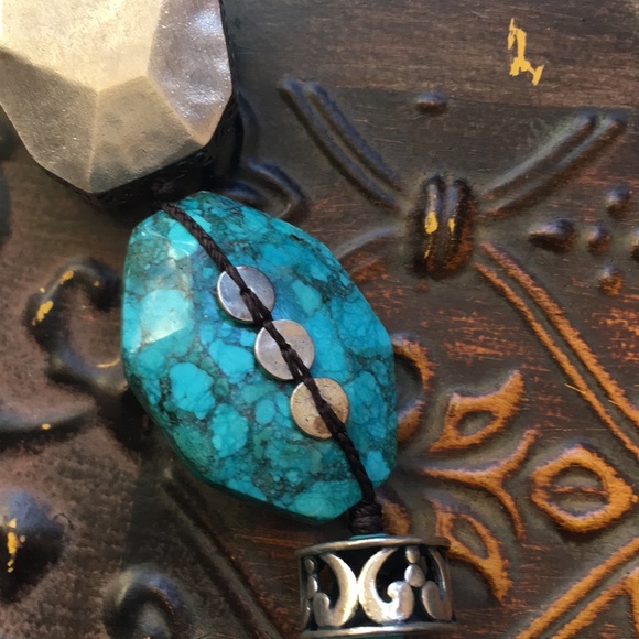 N2163 Sterling silver and compressed turquoise - Picture 2 of 3